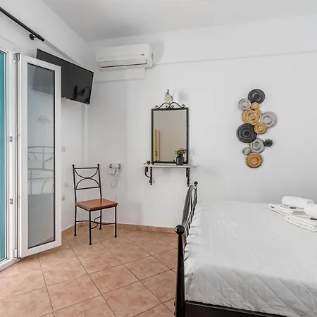 Daire Ornos Apartments *