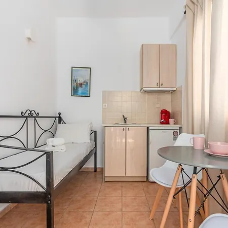 Apartment Ornos Apartments *